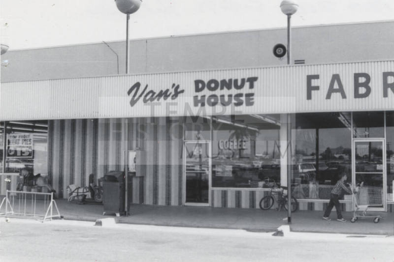 Van's Donut House - 61 East Southern Avenue, Tempe, Arizona