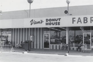 Van's Donut House - 61 East Southern Avenue, Tempe, Arizona