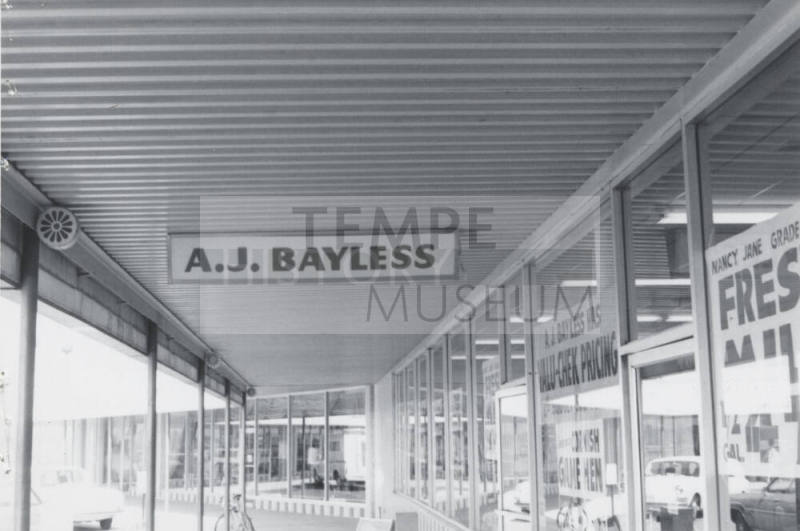 A.J. Bayless-Grocery Store - 75 East Southern Avenue, Tempe, Arizona