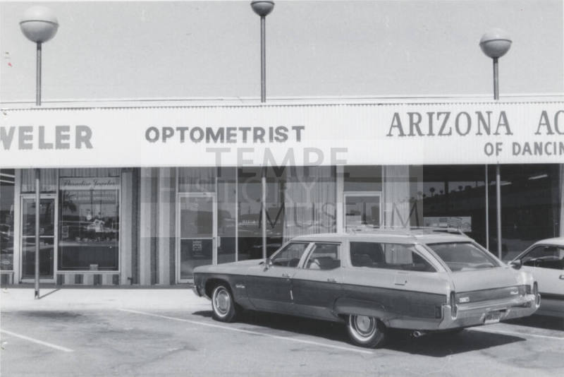 Martin R. Weintraub -Optometrist - 101 East Southern Avenue, Tempe, Arizona