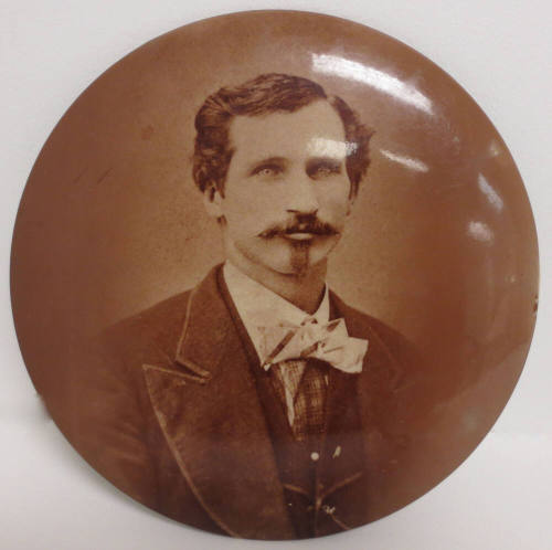 Portarit unknown man on button