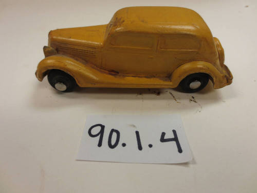 Toy car