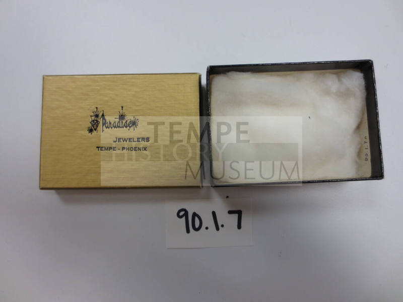 Paradise Jewelers box