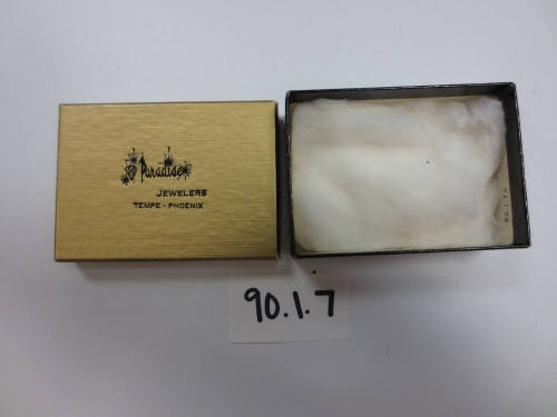 Paradise Jewelers box