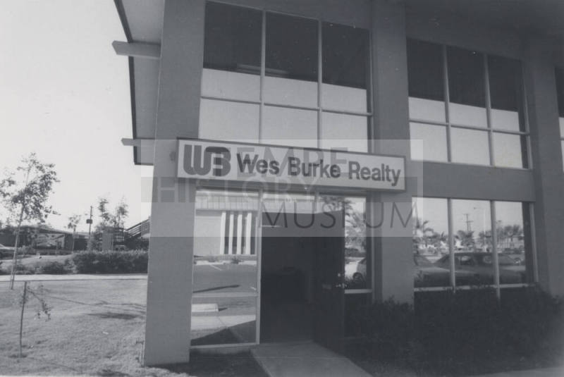 Wes Burke Realty - 104 East Southern Avenue, Tempe, Arizona