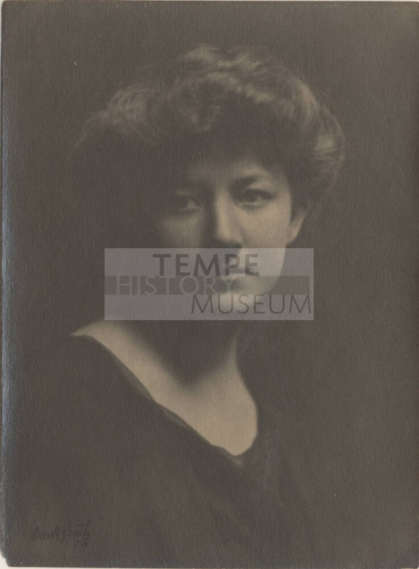 Nan Hayden Portrait Busts Photo