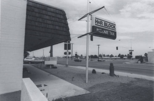 H and R Block-Income Tax Service - 307 East Southern Avenue, Tempe, Arizona