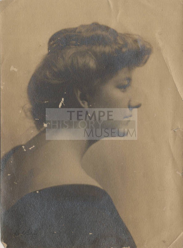 Young woman in profile  (Sallie?)