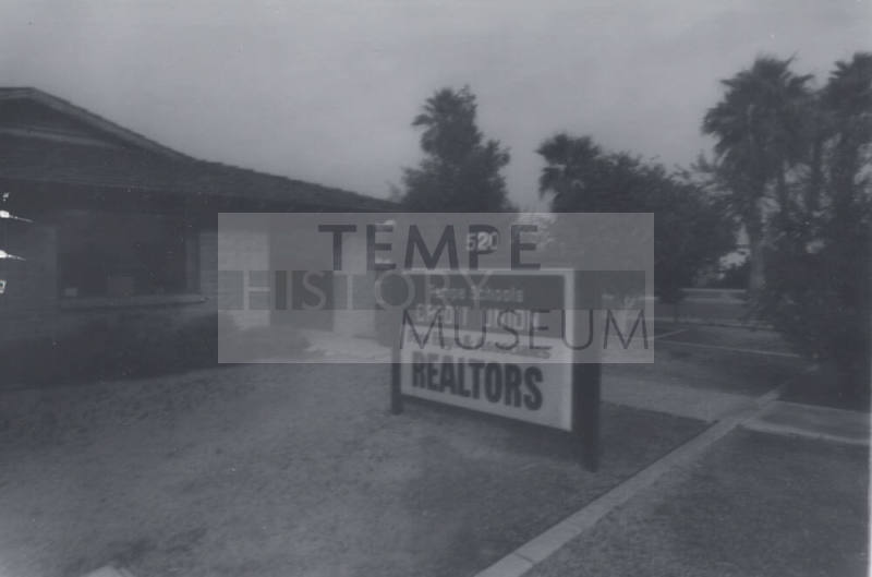 Pete Hays and Associates Realtors - 520 East Southern Avenue, Tempe, Arizona