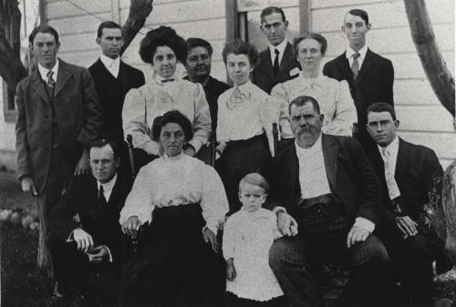 Laird Family Reunion 1908