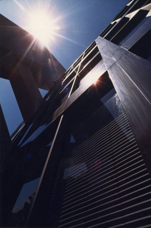 Photo of side of Tempe City Hall