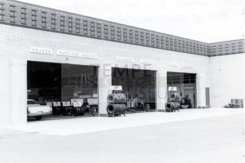 Grant's Department Store - 800 East Southern Avenue, Tempe, Arizona