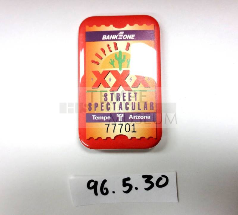 pin street spectaculer-super bowl