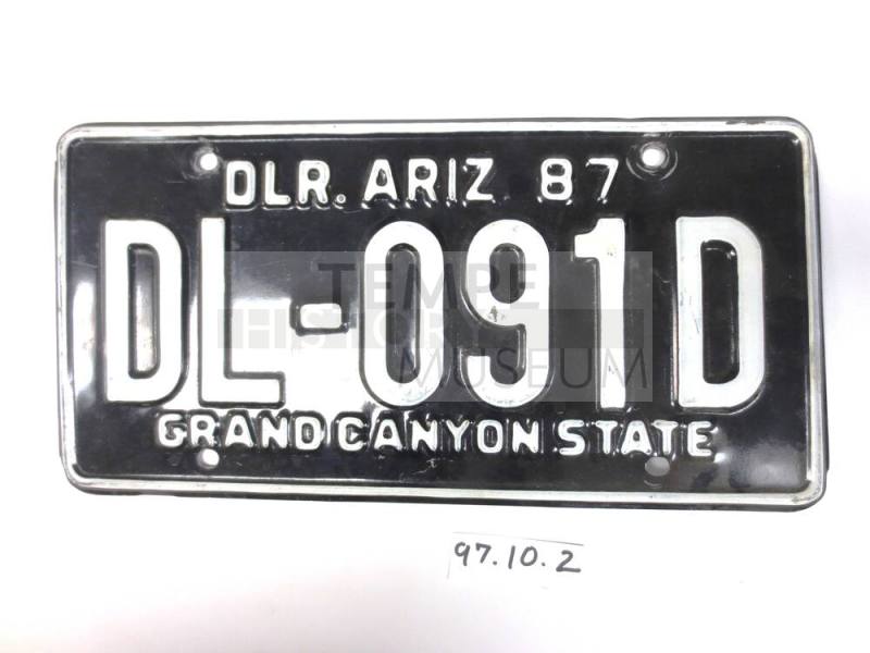 License plate, DL-091D, dealer