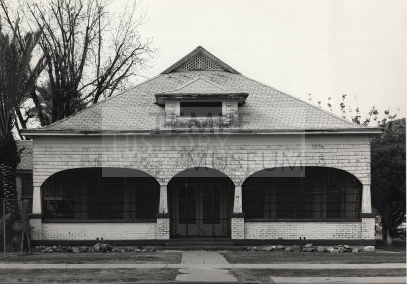 Moeur House, Front View