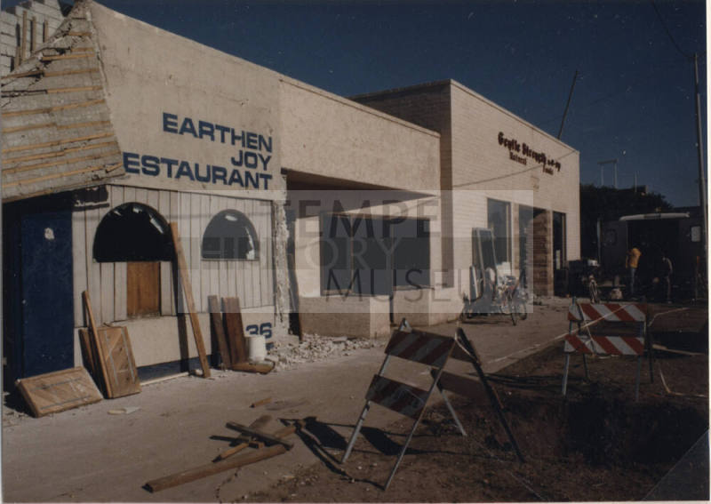 Gentle Strength Co-Op Series #47-50 Earthen Joy Restaurant