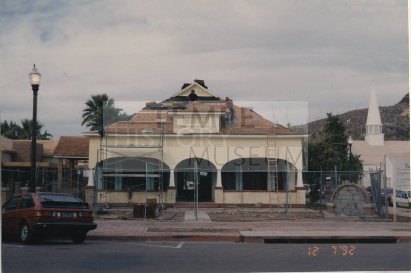 Restoration of Moeur House