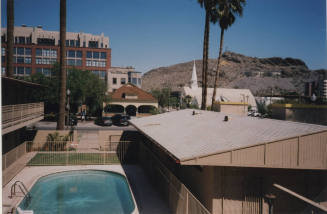Travelodge with fenced pool