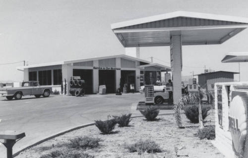 Shell Gasoline Station - 1735 East Southern Avenue, Tempe, Arizona