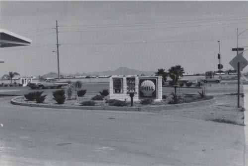 Shell Gasoline Station - 1735 East Southern Avenue, Tempe, Arizona