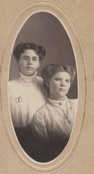 Rosalia and Nettie Oviedo