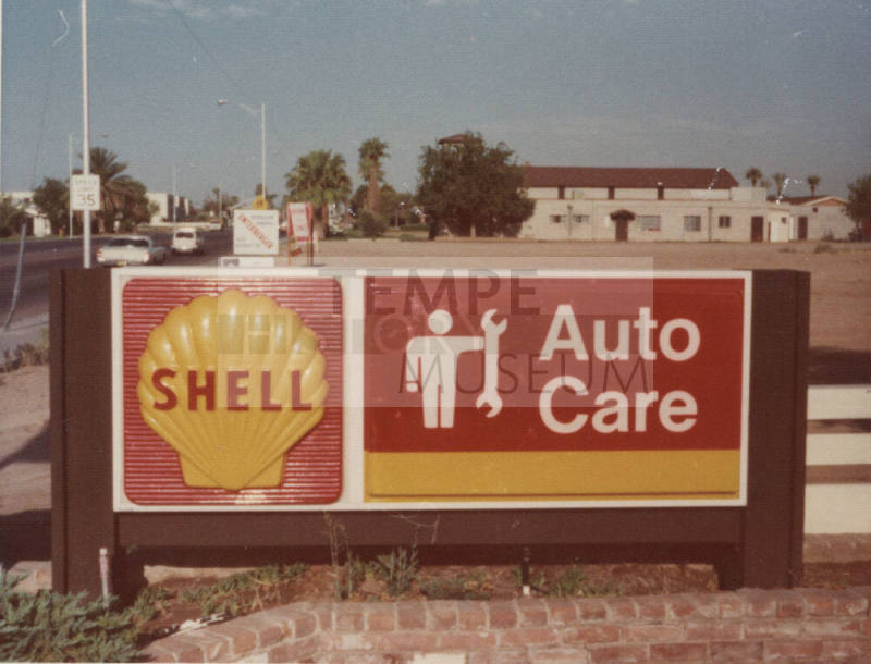 Shell Gasoline Station - 1735 East Southern Avenue, Tempe, Arizona