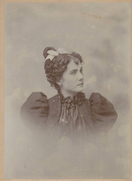 Portrait of Ysabel Linsey, a friend of Magela Gonzales