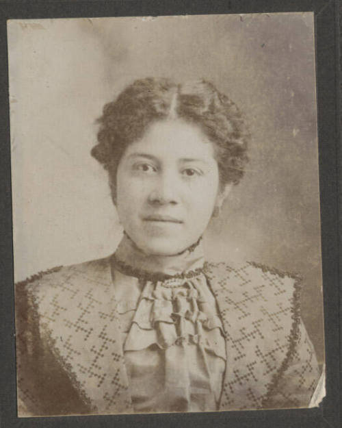 Head pose of a young woman