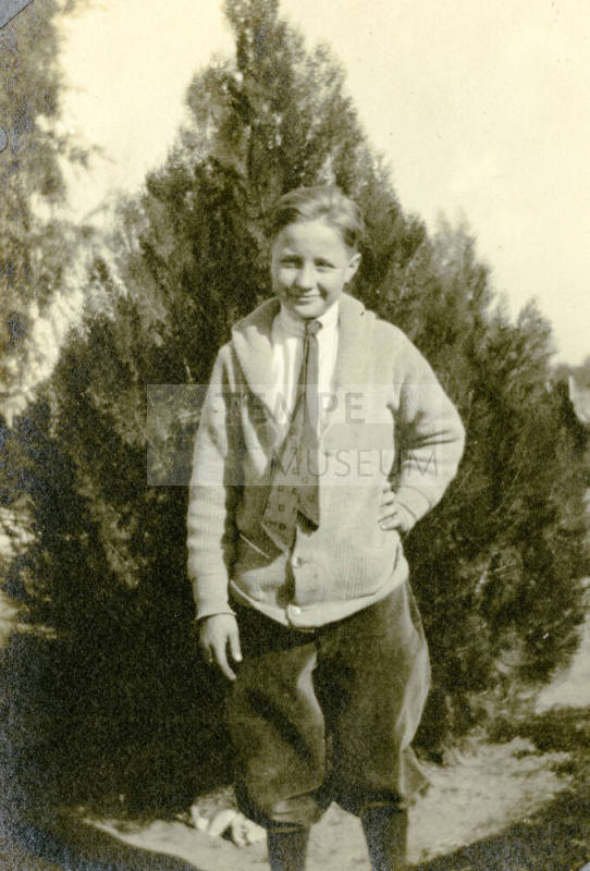 Ben B. Moeur