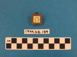 Lapel pin