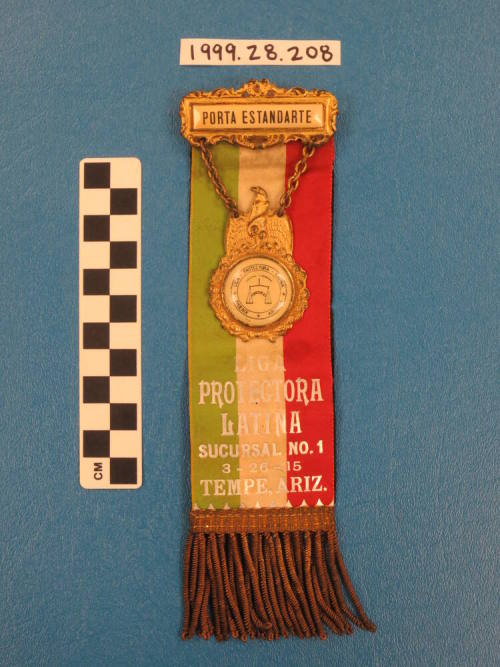 Membership badge for Liga Protectora Latina organization