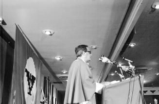Chavez's Fast Mass- United Farm Workers 1972