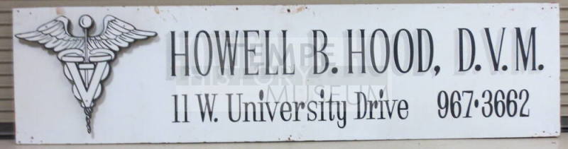 Sign for Vet Clinic of Dr. Howell B. Hood- Tempe, AZ