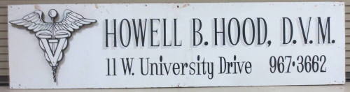 Sign for Vet Clinic of Dr. Howell B. Hood- Tempe, AZ