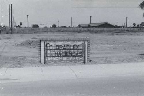 Bradley Haciendas - 2100 East Southern Avenue, Tempe, Arizona