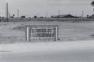 Bradley Haciendas - 2100 East Southern Avenue, Tempe, Arizona