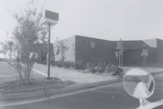 Valley National Bank - 2528 West Southern Avenue, Tempe, Arizona