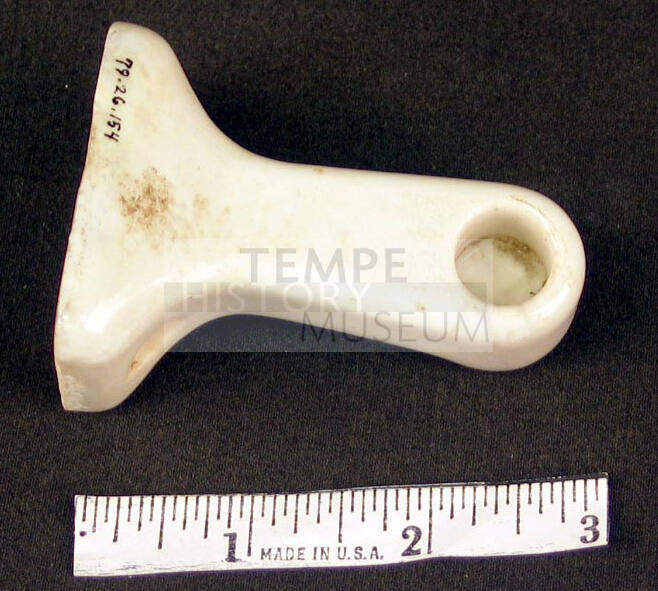 White porcelain bracket for towel rack or toilet tissue