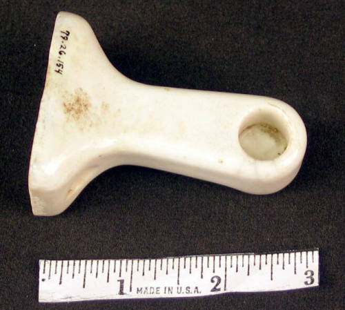 White porcelain bracket for towel rack or toilet tissue