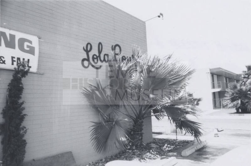 Lola Court Apartments - 1015 South Stanley Place, Tempe, Arizona