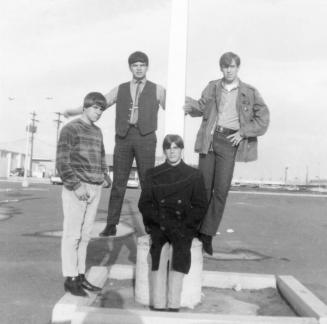 Hearsemen on Light Post in Danelle Plaza