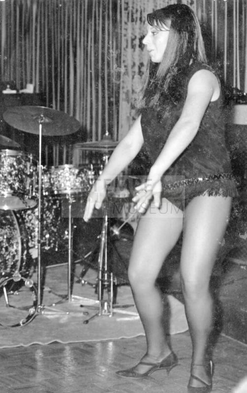Bassist, Guitarist, and Go-Go Dancer at Fifth Estate