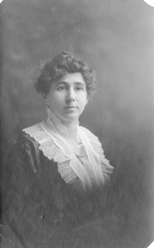 Portrait of Mrs. E.G. Decker (Una Belle Hanna)