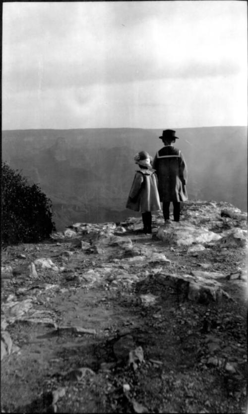 Dorothy and Charles Harold at the Grand Canyon