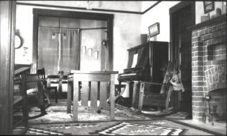 interior of 806 Maple St.