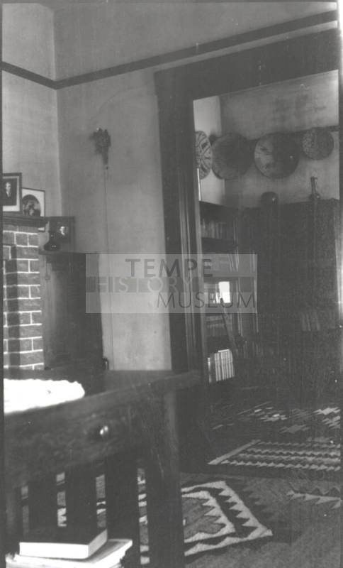 Image of interior of 806 Maple St.