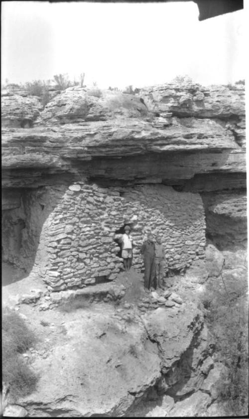 Charles Harold and Dorothy Woolf, with unknown young man at Walnut Canyon