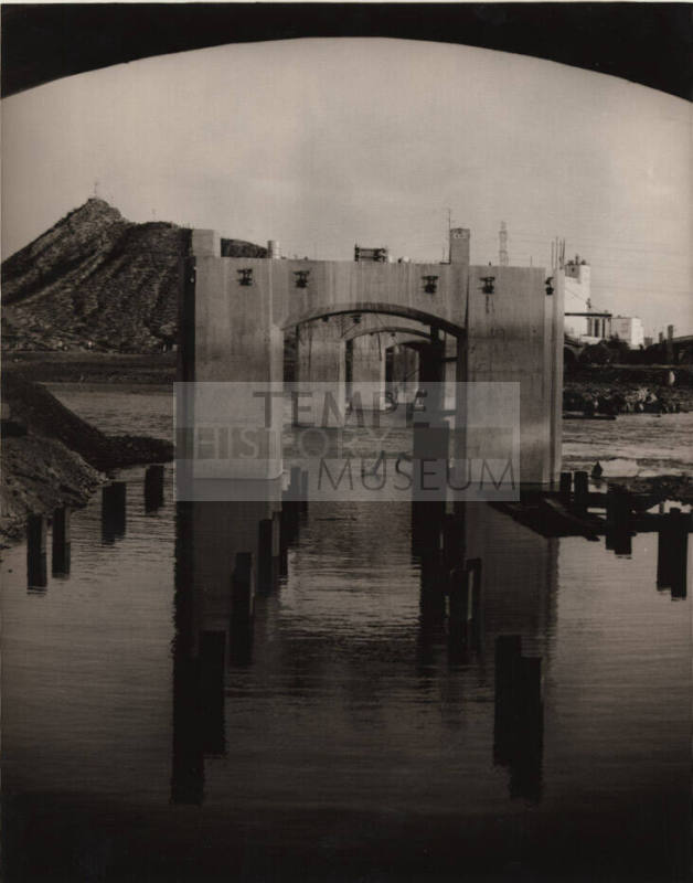 Photograph - Reconstruction of Tempe Mill Avenue Bridge (Jan 1993 - May1993)