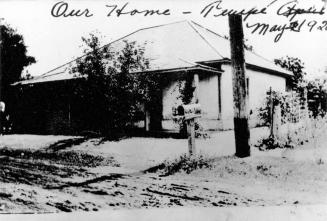 Photograph - Elias House