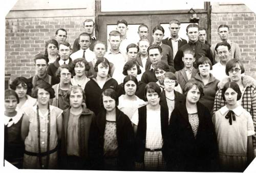 Minnie (Laird) Raymond in school photo